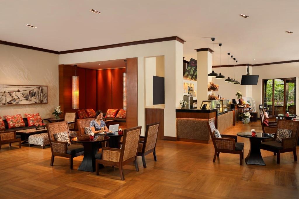 هتل پادما ریزورت لژیان لگین